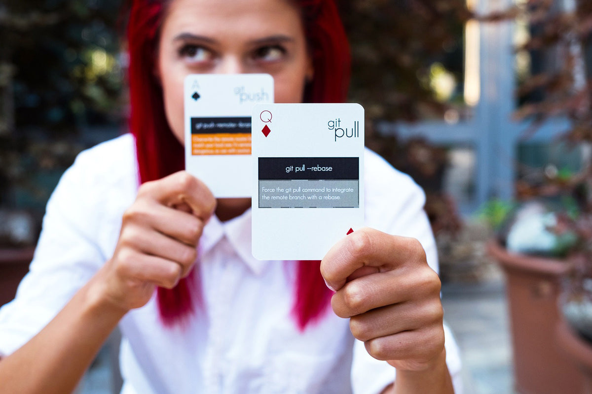 git:deck | plastic-coated | playing cards